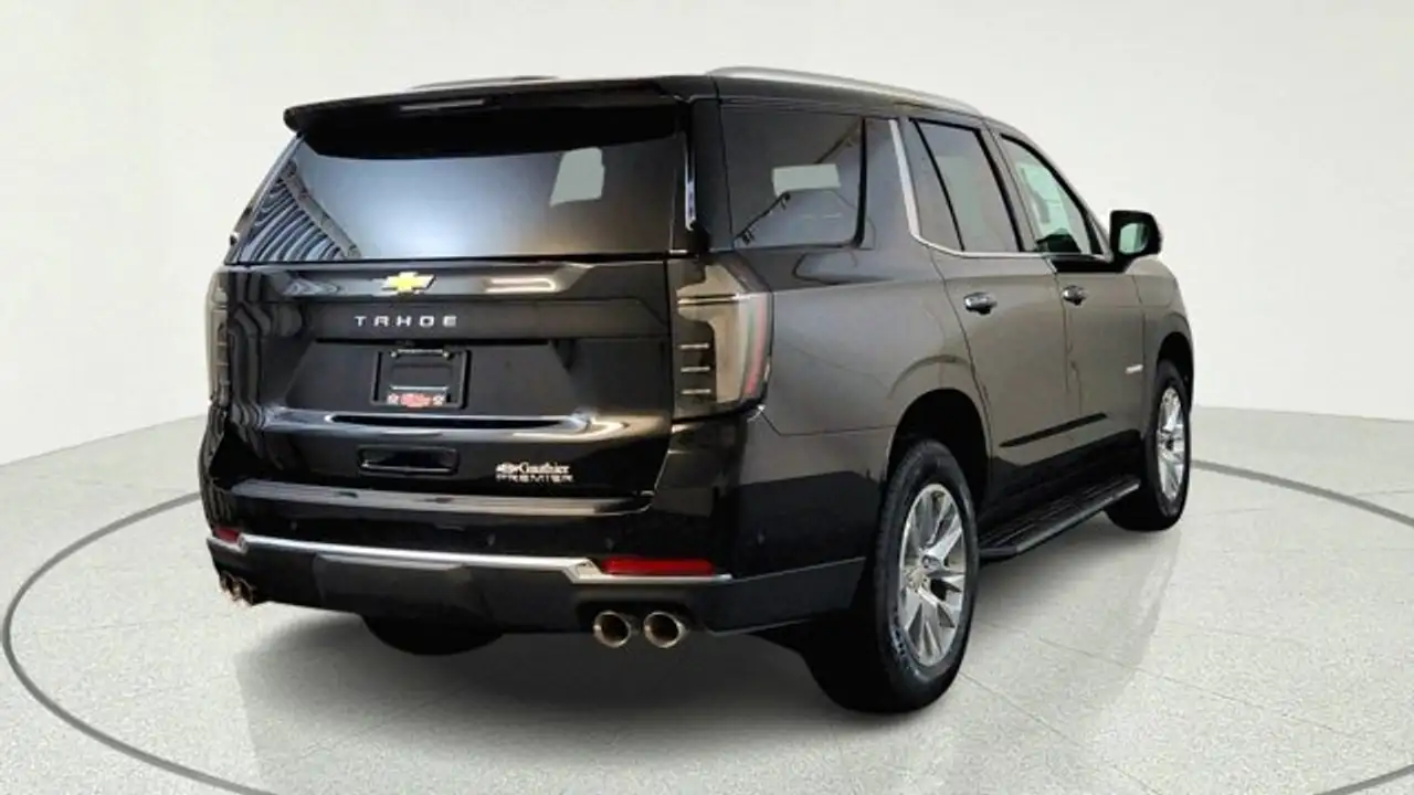 Chevrolet Tahoe снимка Chevrolet Tahoe