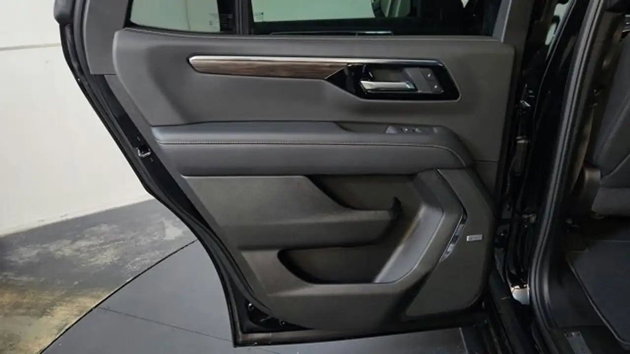 Chevrolet Tahoe снимка Chevrolet Tahoe