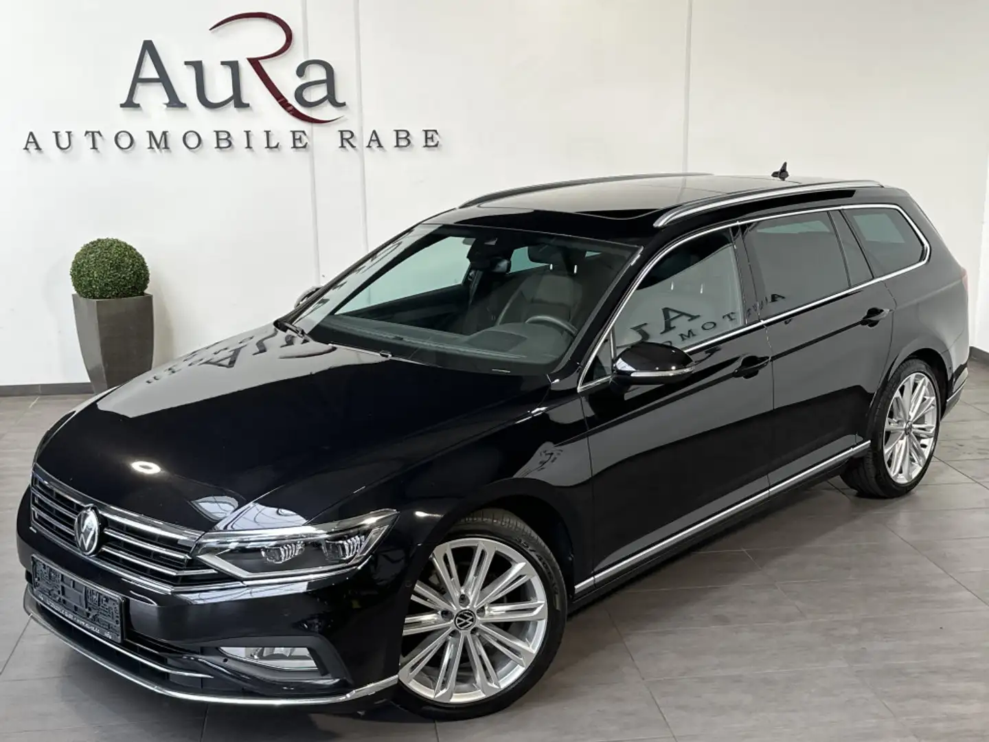 Volkswagen Passat Variant 2.0 TDI 4M R-Line NAV+MED+PANO+PP Negro - 2
