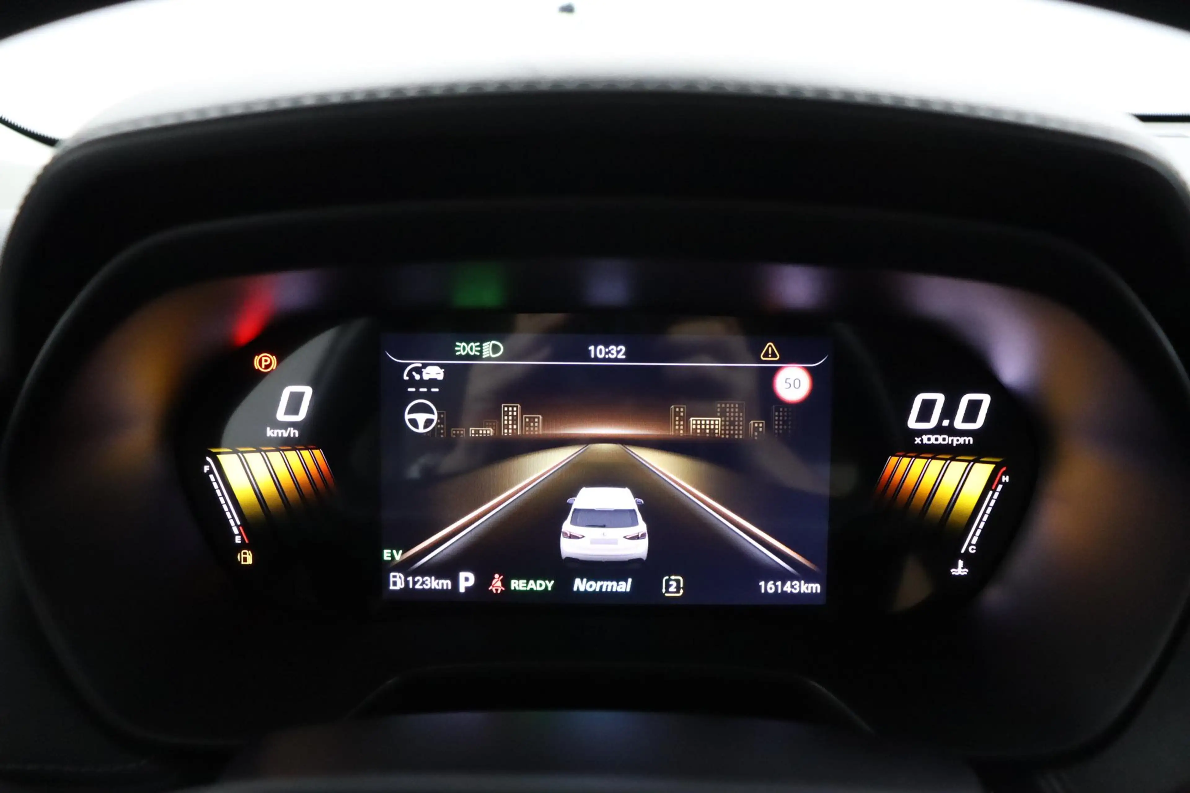 MG ZS 1.5 Hybrid+ Luxury | Keyless entry | 360 Camera| S — photo 8