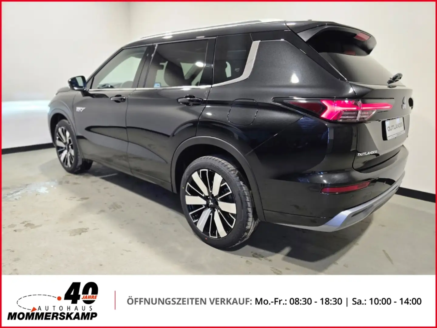 Mitsubishi Outlander 2,4 TOP+Luxury-Paket 4WD Sitzhzg v&h+E-Sitze+Klima Schwarz - 2
