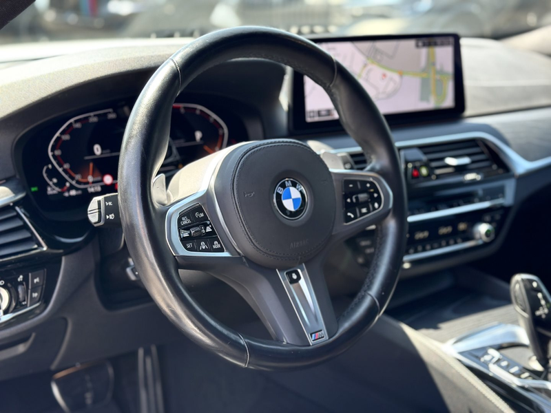 BMW 540 d xDrive Touring M Sportpaket Head-Up HiFi — photo 9