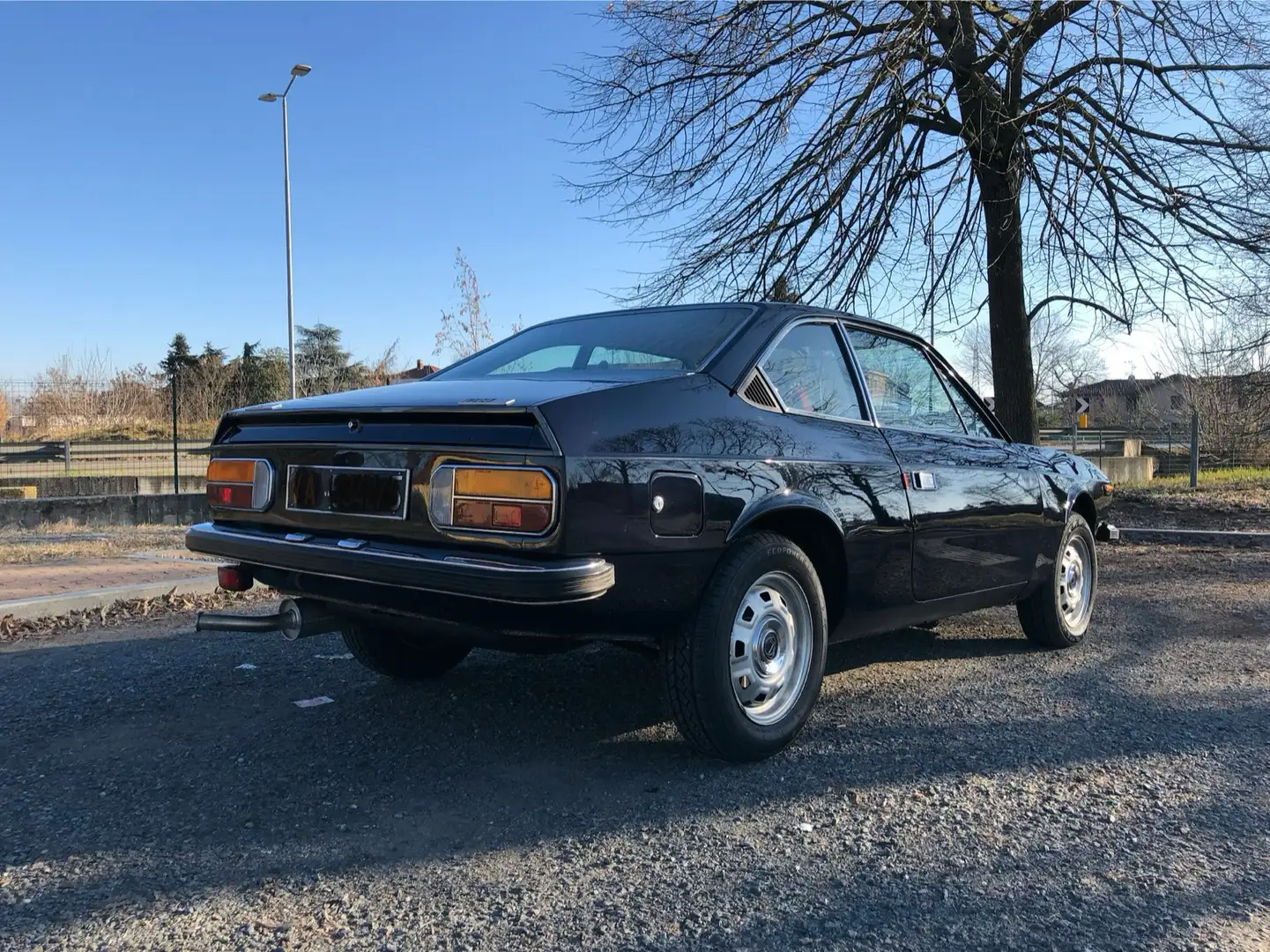 Lancia Beta coupé 1300 Blauw - 2
