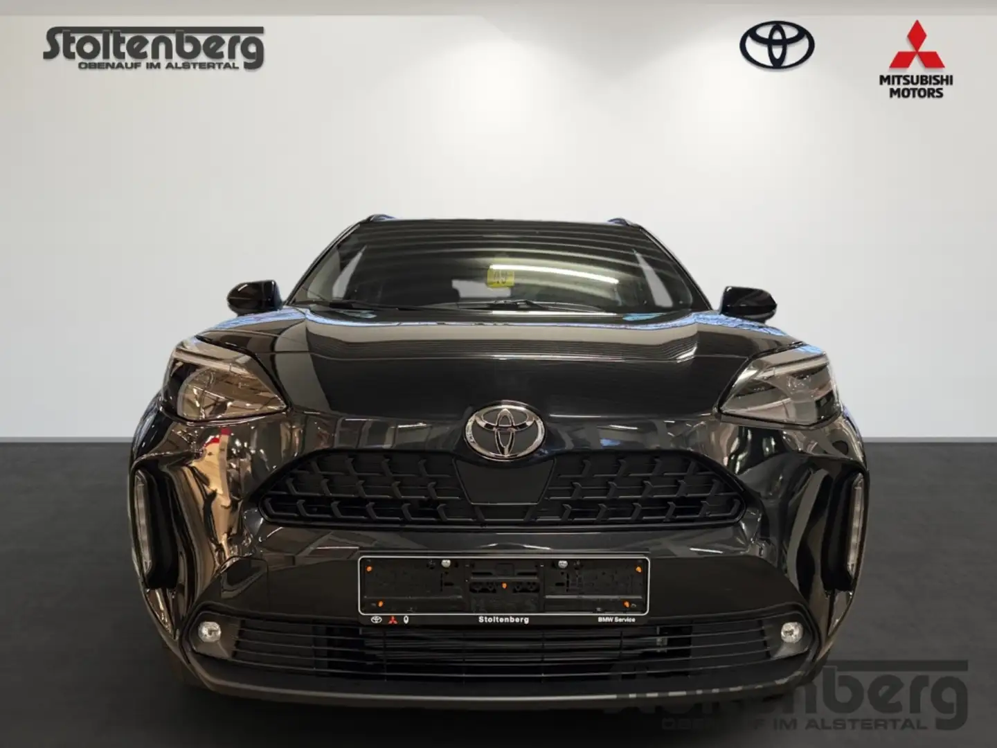 Toyota Yaris Cross 1.5 Hybrid FWD Black & White Navi digitales Cockpi Zwart - 2