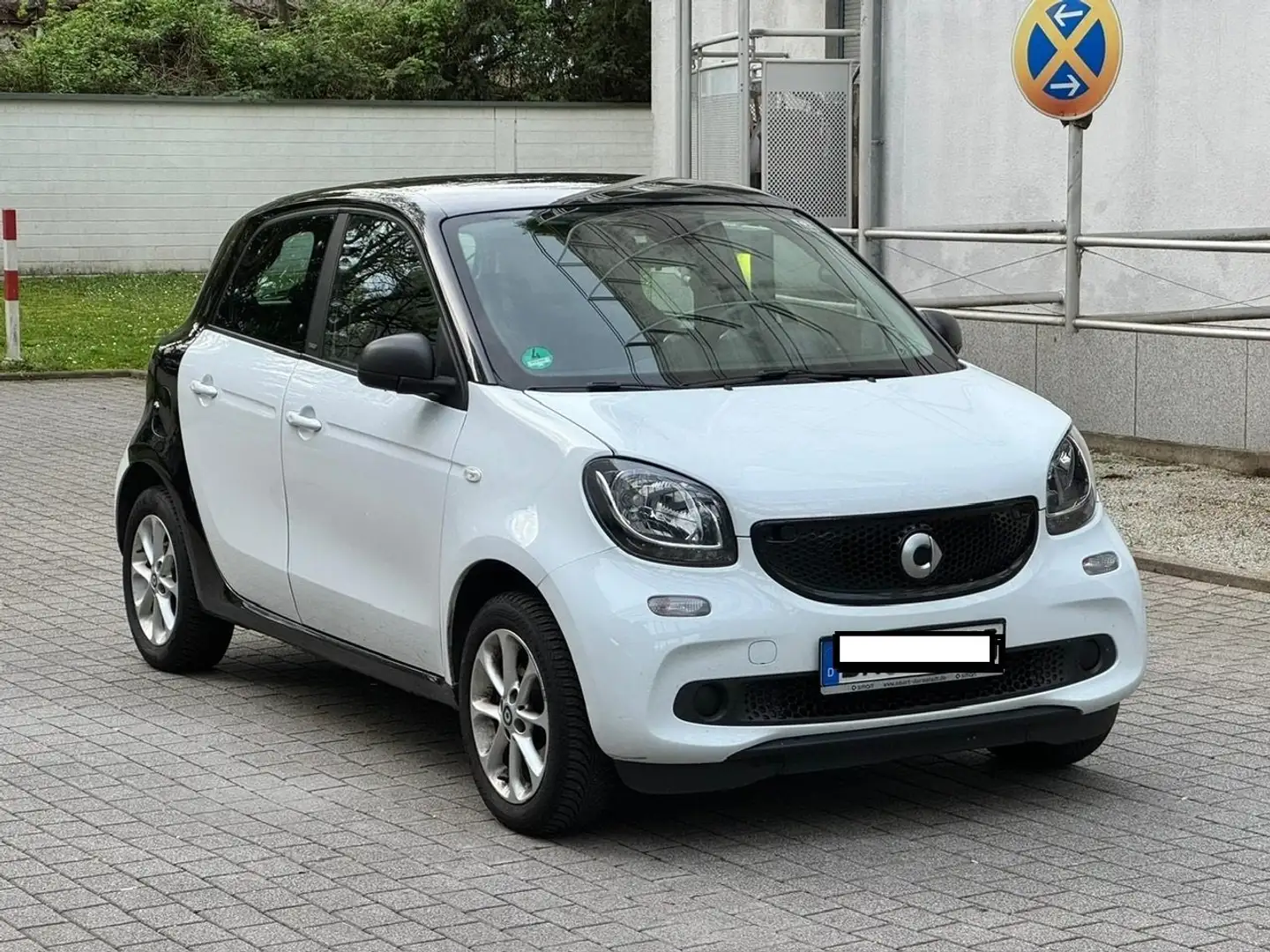 smart forFour Passion/Turbo /Alu/Cool & Sound Pkt/Navigation/LED Noir - 2