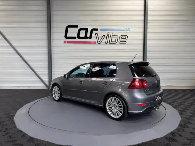 Volkswagen Golf view 6