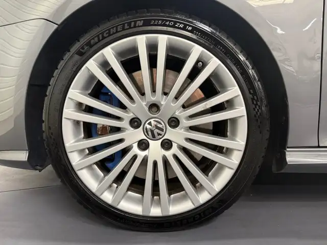 Volkswagen Golf view 24