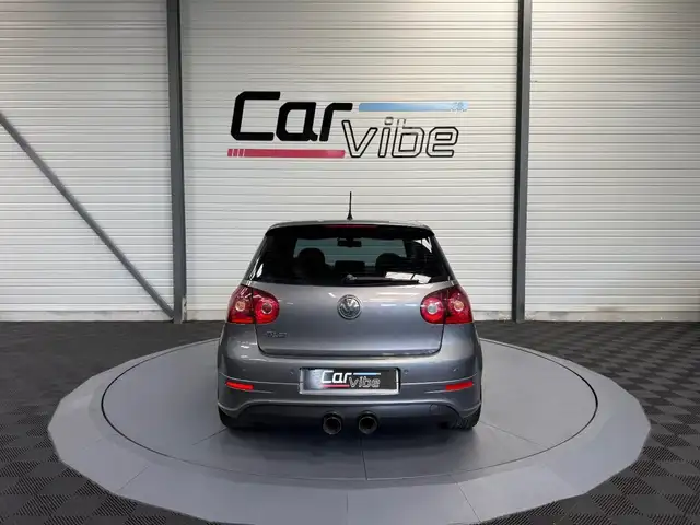Volkswagen Golf view 5