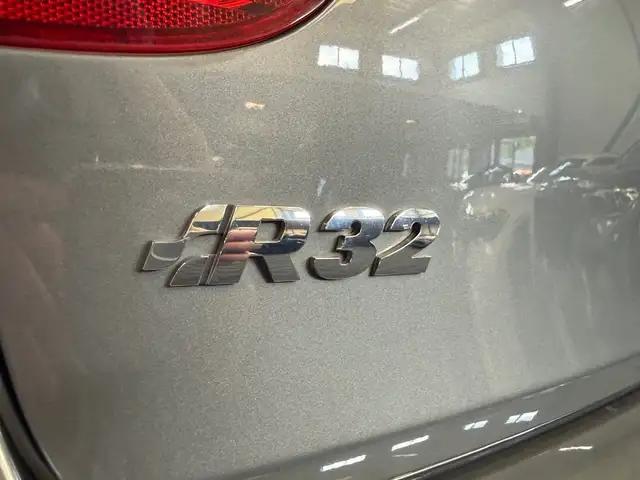 Volkswagen Golf view 22