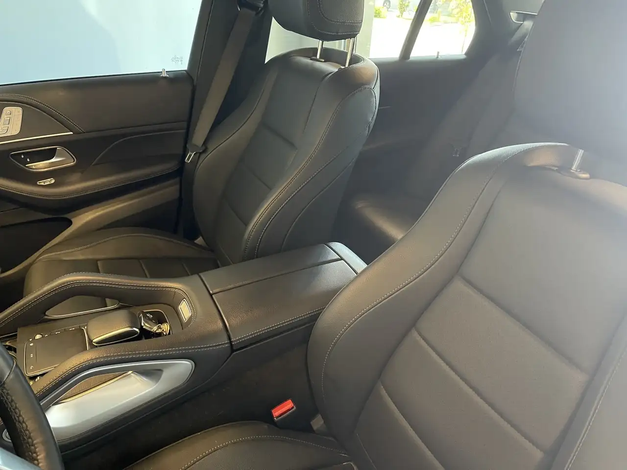 Mercedes-Benz GLE снимка Mercedes-Benz GLE