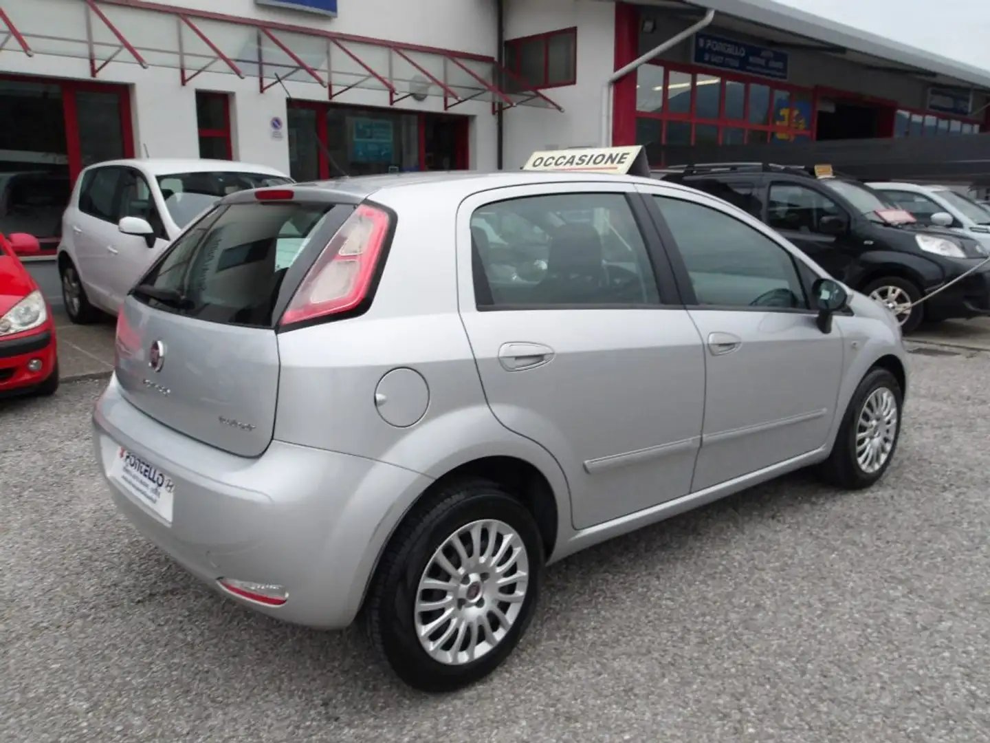 Fiat Punto 0.9 TwinAir Turbo 86 CV S&S 5 porte Street Argento - 2