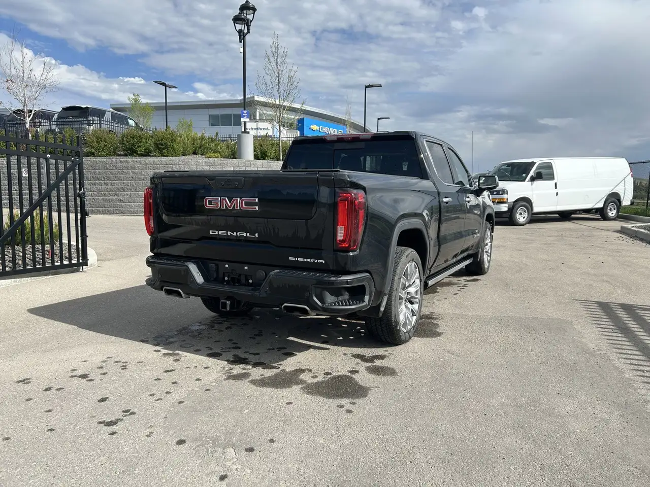 GMC Sierra 1500 снимка GMC Sierra 1500