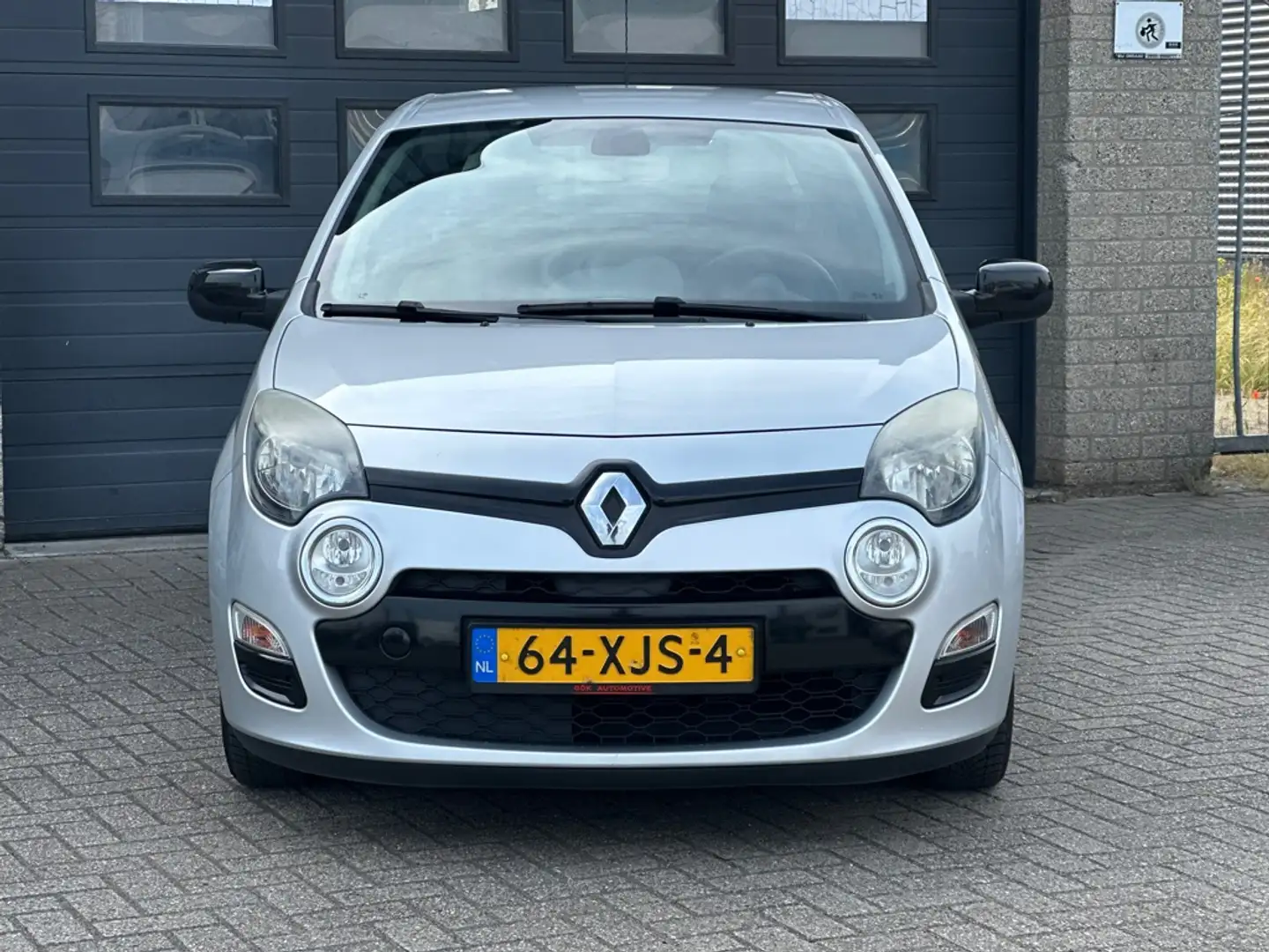 Renault Twingo 1.2 16V Dynamique / Luxe / Clima / Distributie Ver Grijs - 2