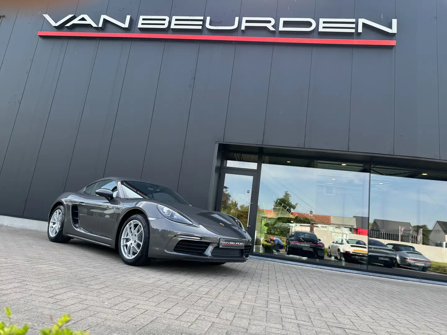Porsche 718 Cayman 2.0 Turbo Gris - 1