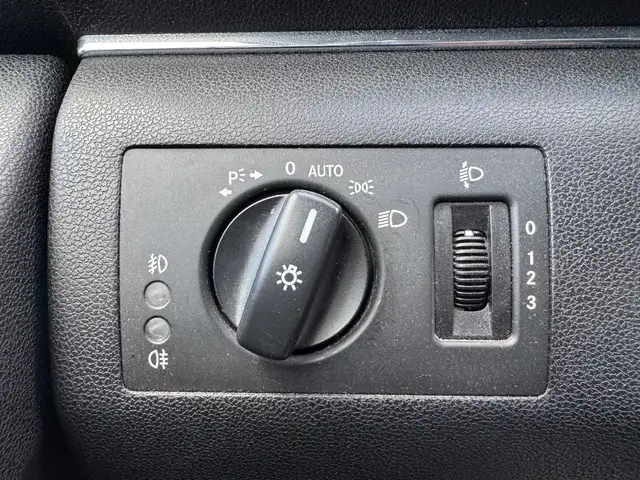 Mercedes-Benz B Class view 22