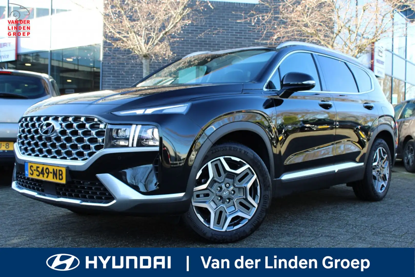 Hyundai SANTA FE 1.6 T-GDI PHEV Premium Leder/19"/Navi/Led/Wint/Cam Zwart - 1
