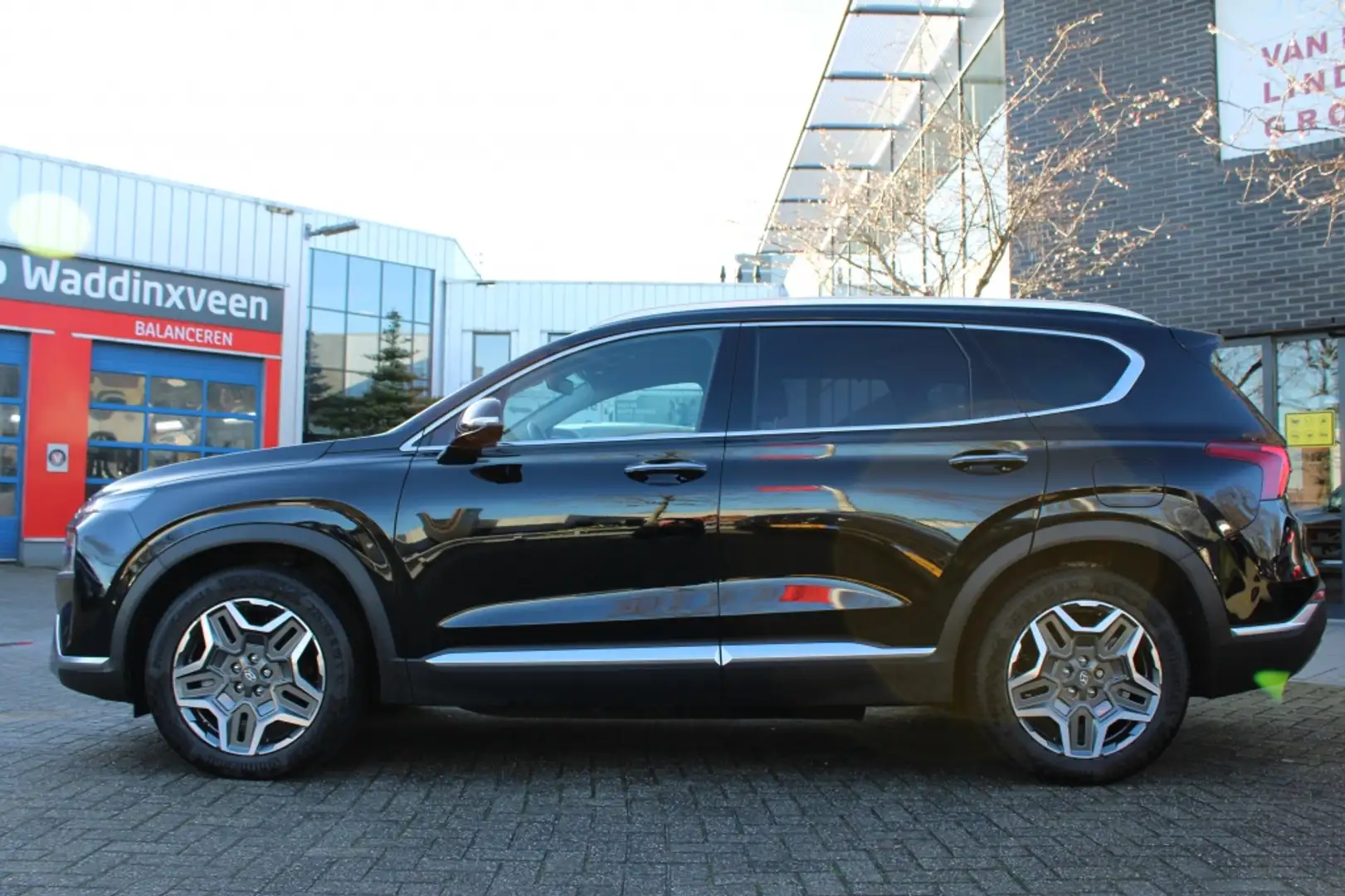 Hyundai SANTA FE 1.6 T-GDI PHEV Premium Leder/19"/Navi/Led/Wint/Cam Zwart - 2
