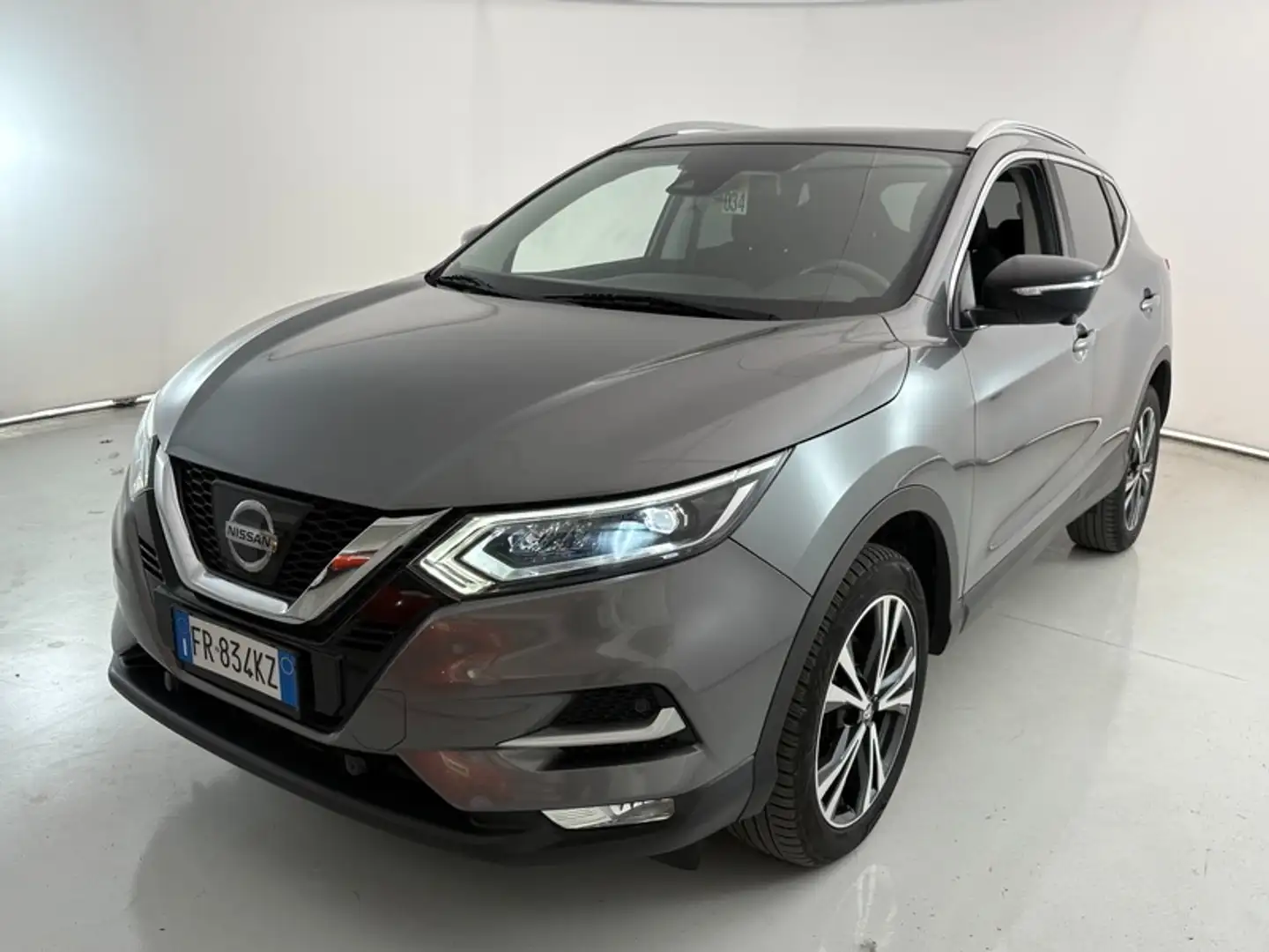 Nissan Qashqai 1.5 dCi N-Connecta Grey - 1