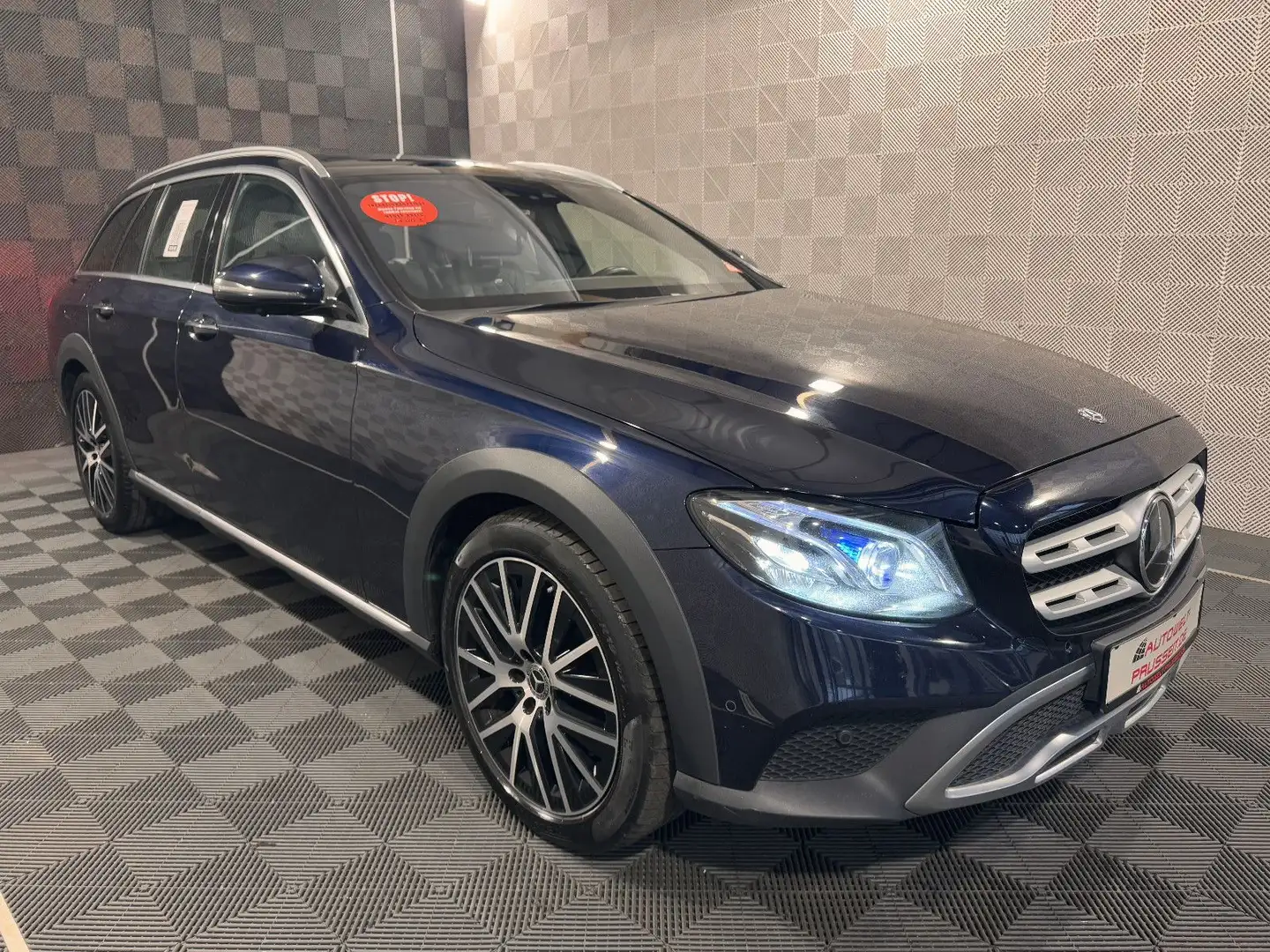 Mercedes-Benz E 400 d 4M All-Terrain*BURMESTER*360°KAM-HEAD UP Modrá - 1