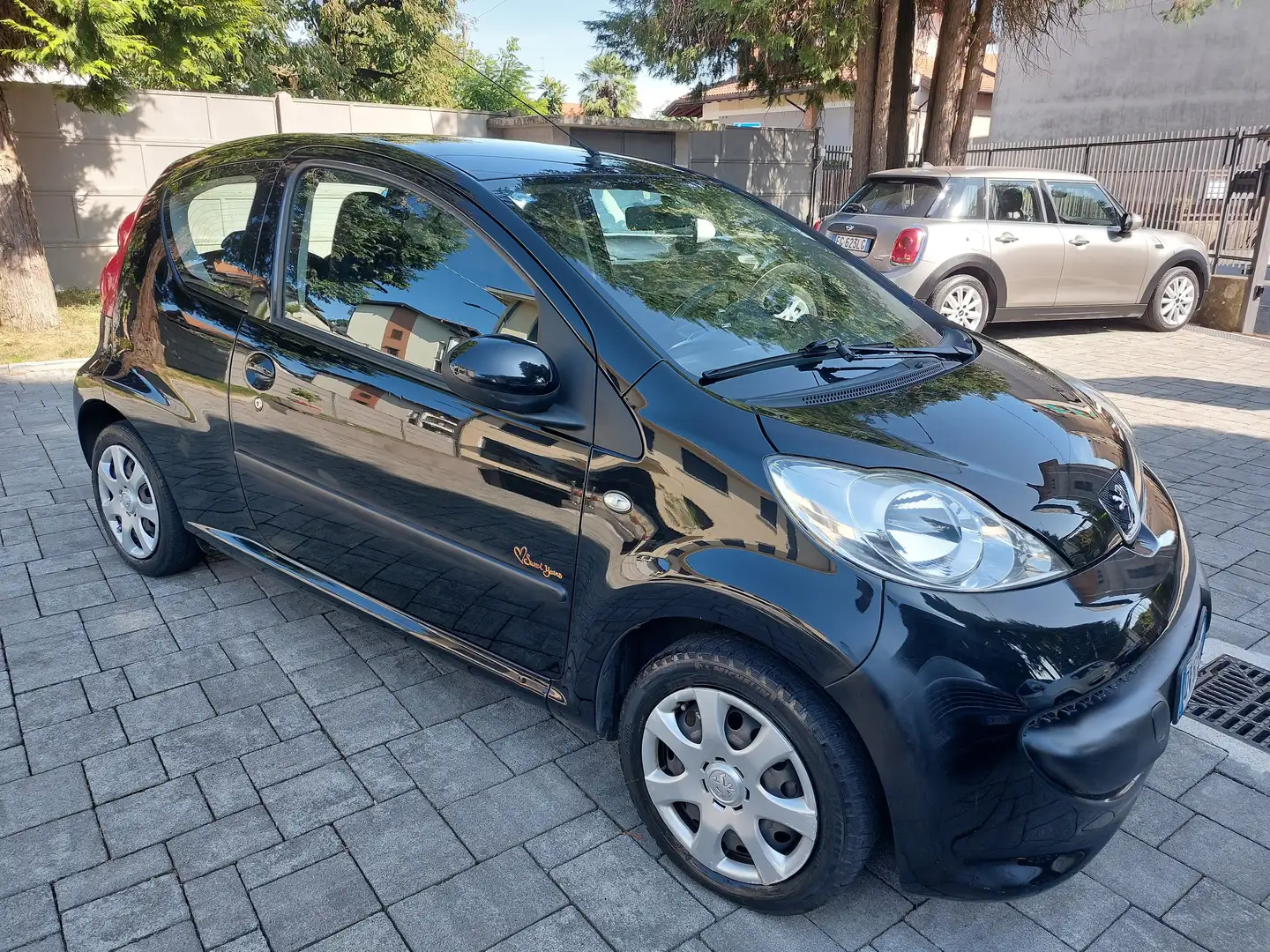 Peugeot 107 107 2005 1.0 12v Allure (sweet years) 3p FL Nero - 2