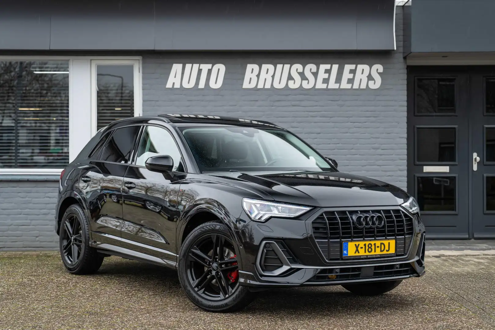 Audi Q3 35 TFSI S Line Pano-Matrix-Black line.... Schwarz - 1