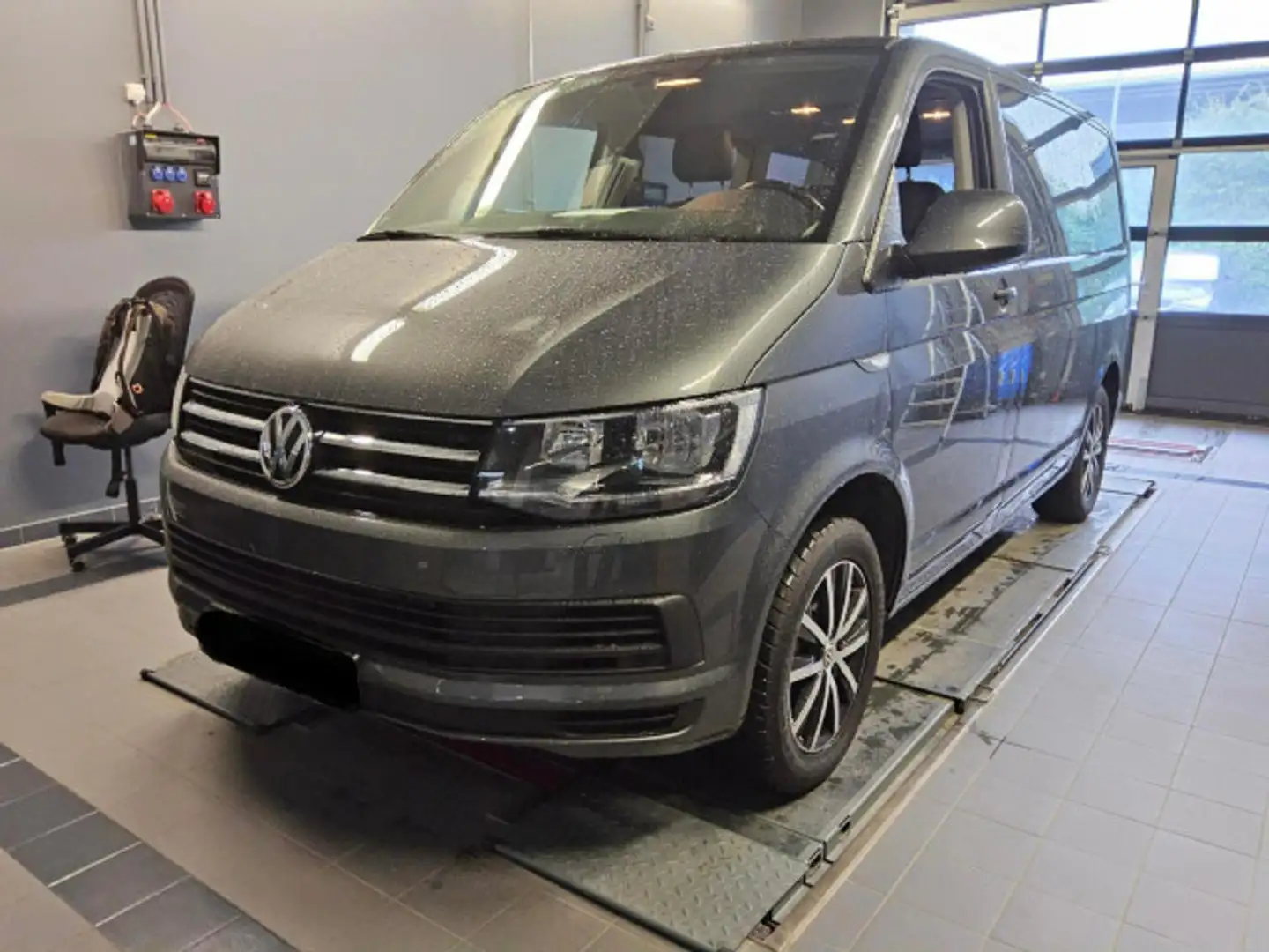 Volkswagen T6 Multivan Comfortline 2.0 TDI DSG *AHK*17''* Сірий - 2