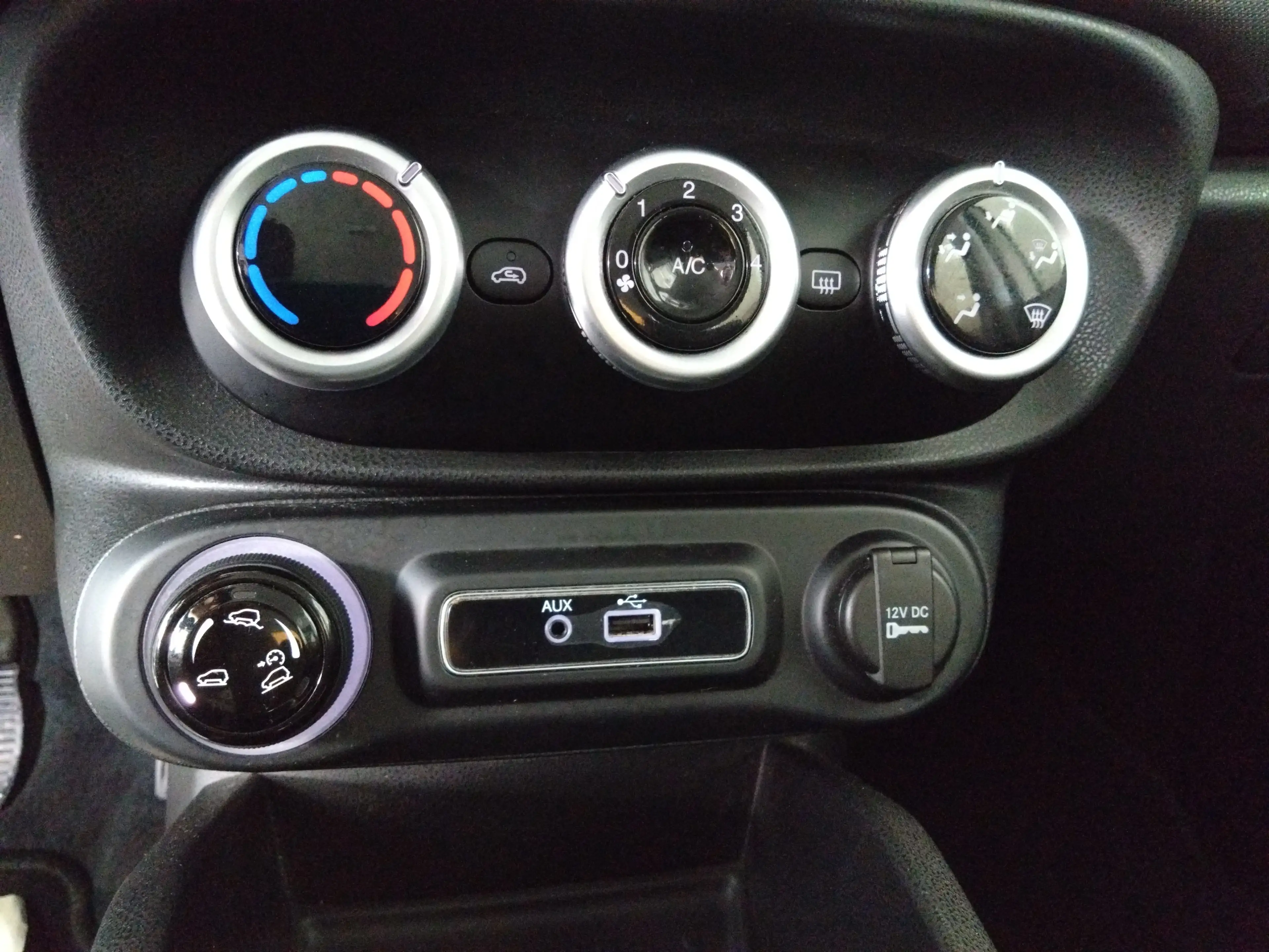 Fiat 500L Cross 1.4 16V T-Jet Navi Rückfahrkamera — photo 13