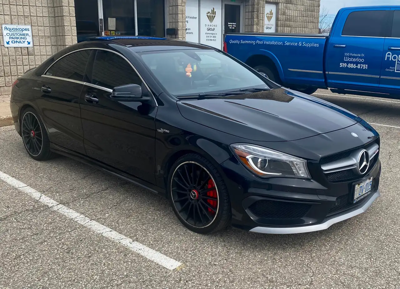 Mercedes-Benz CLA снимка Mercedes-Benz CLA