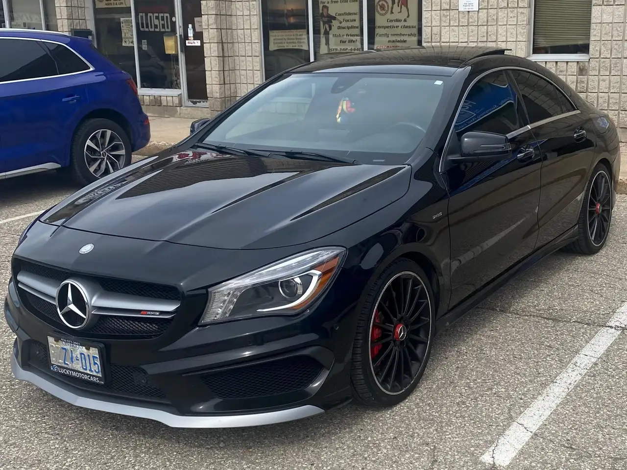 Mercedes-Benz CLA снимка Mercedes-Benz CLA