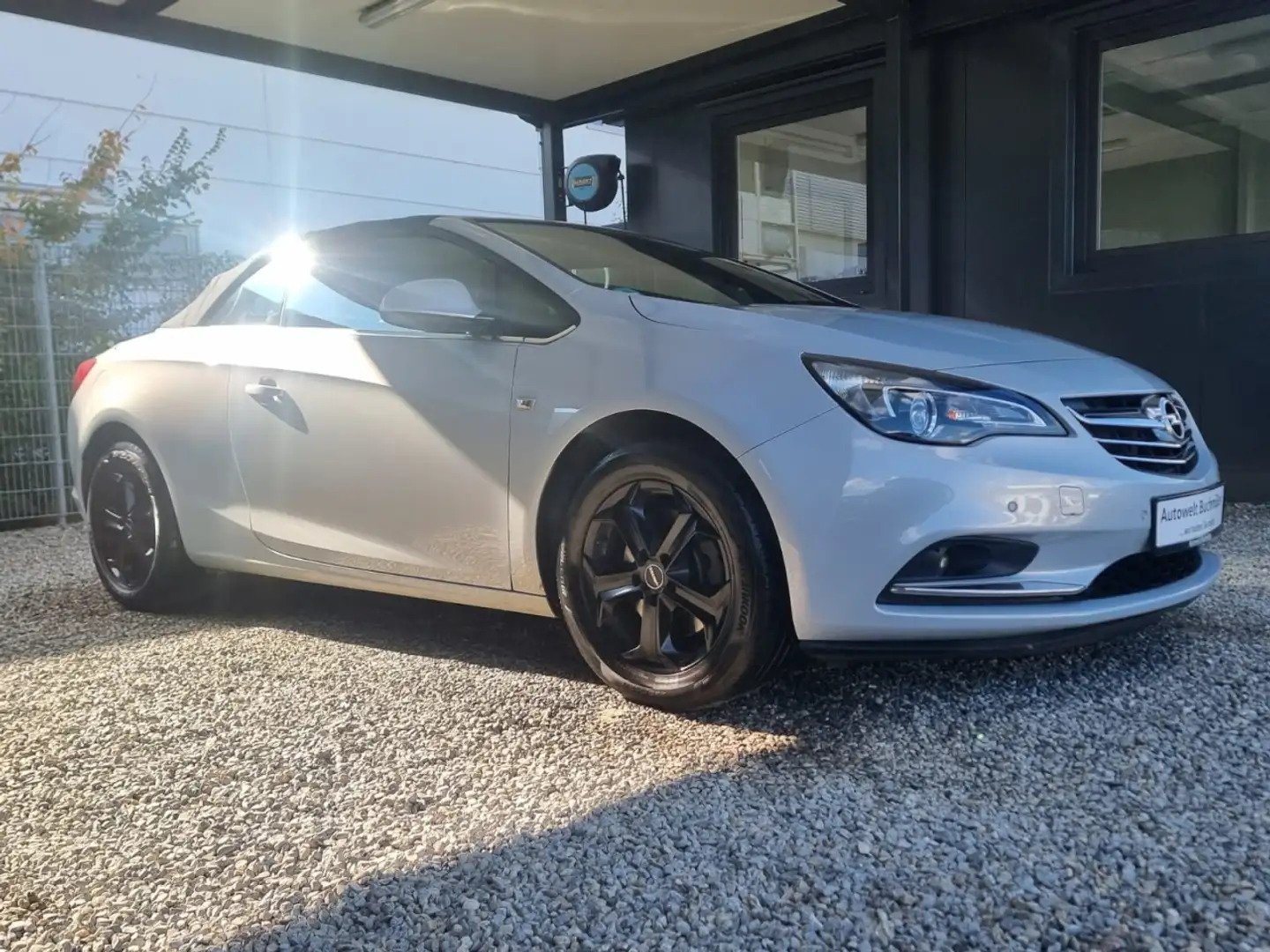 Opel Cascada 1.4 TURBO,KLIMA,SITZH,TEMPOMAT, !DEFEKT! Klima Blau - 2