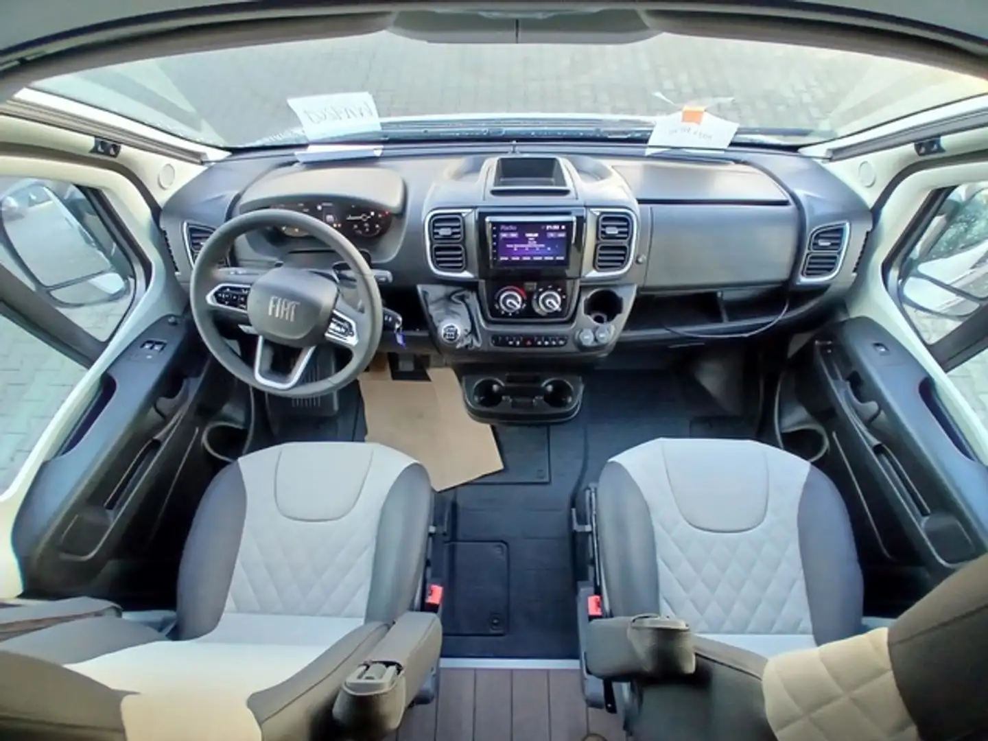 Weinsberg CaraBus 600 ME EDITION FIRE MJ2026 Blanc - 1