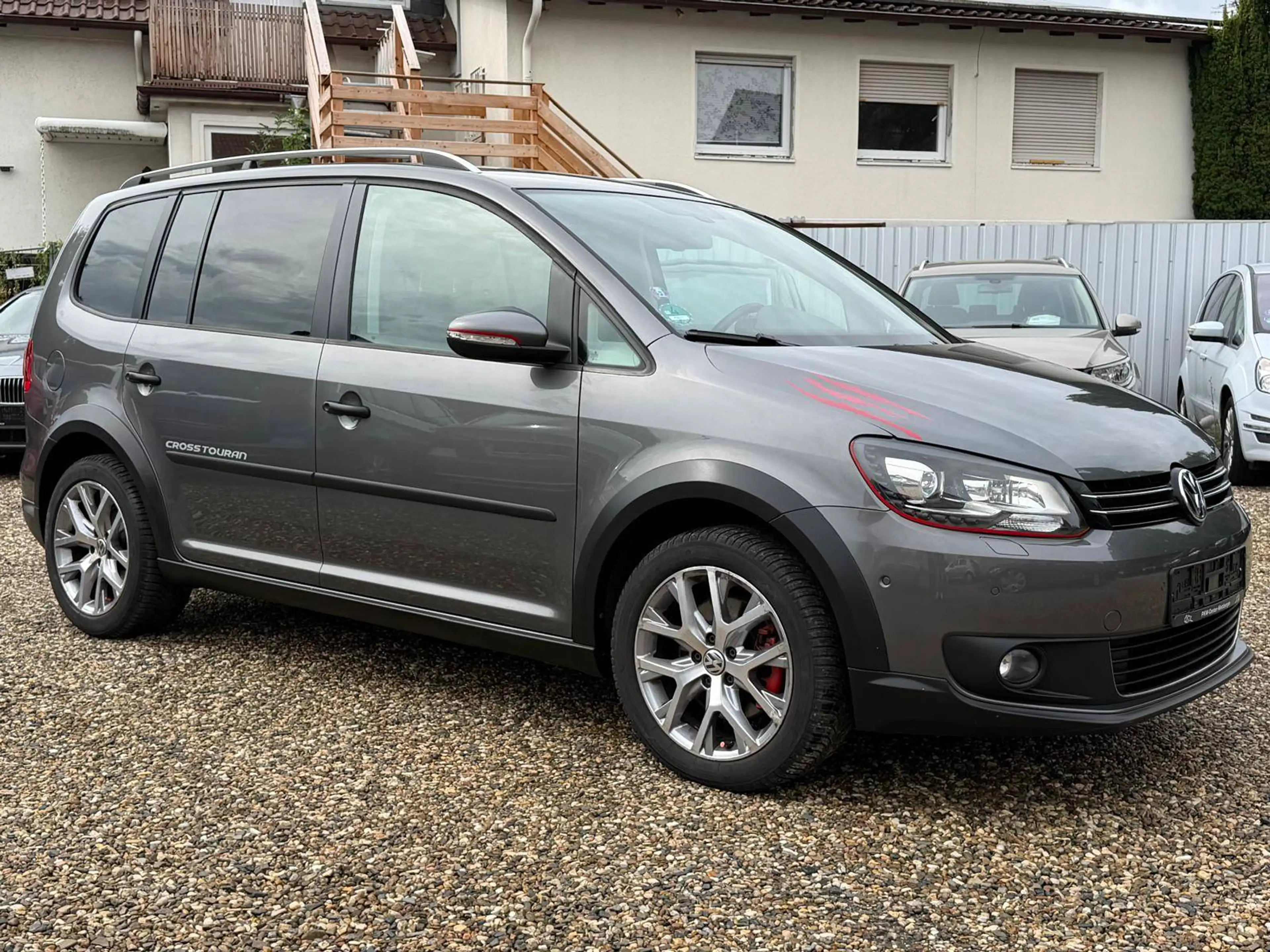 Volkswagen Cross Touran 2.0 TDI CrossTouran 7Sitzer Leder Xenon AHK SHZ Carplay R.Kamera Scheckheft — photo 8