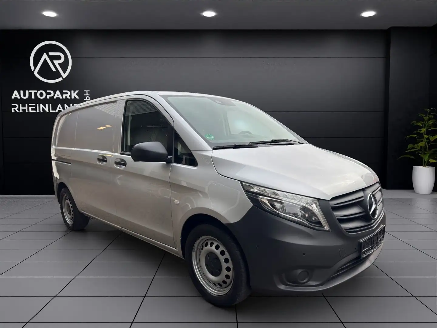Mercedes-Benz Vito 114 CDI*2xSchiebetür*Sortimo-Regalsystem*LED Argent - 1