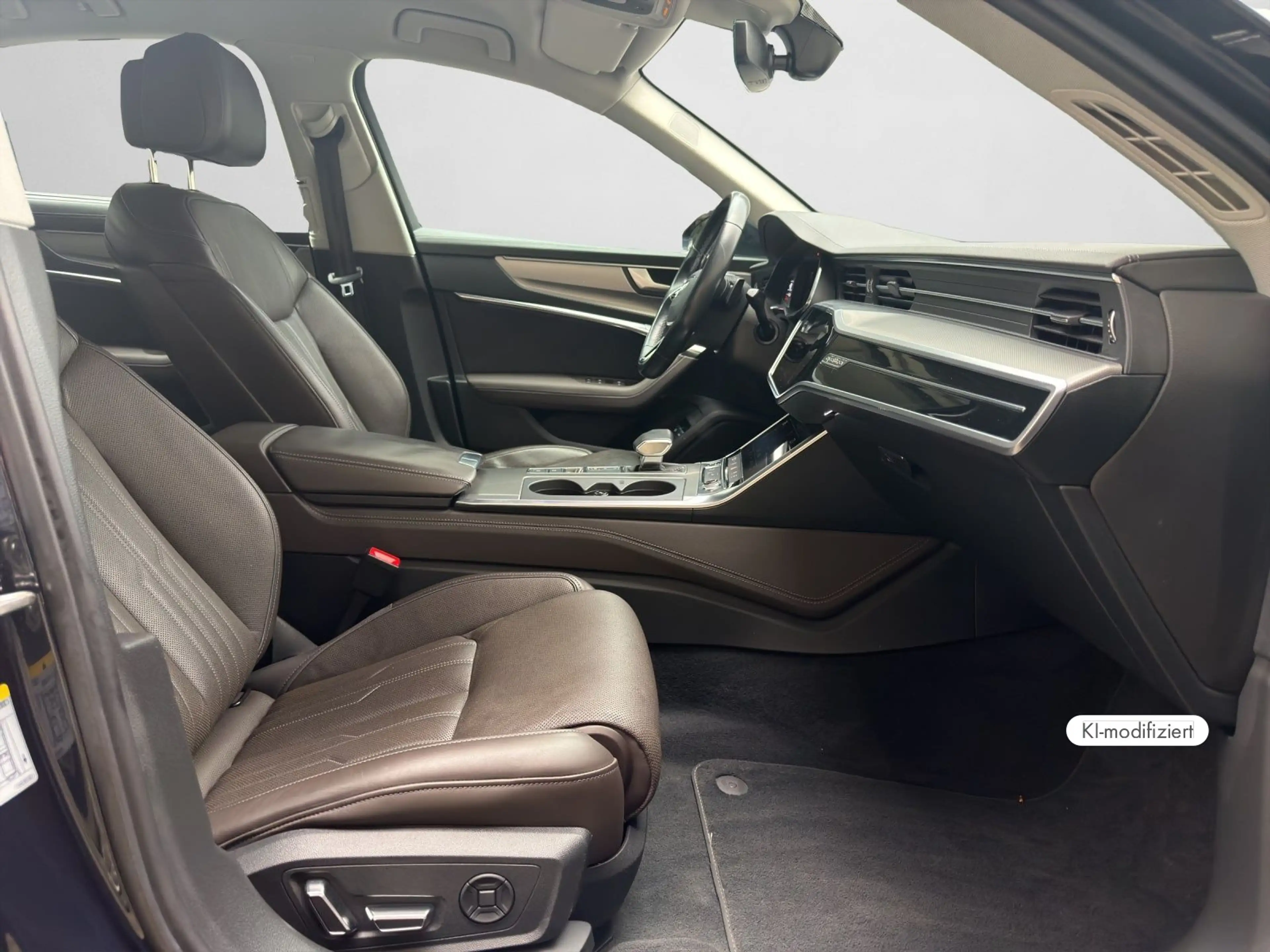 Audi A6 PHEV 2.0  R4220    A7S — photo 4