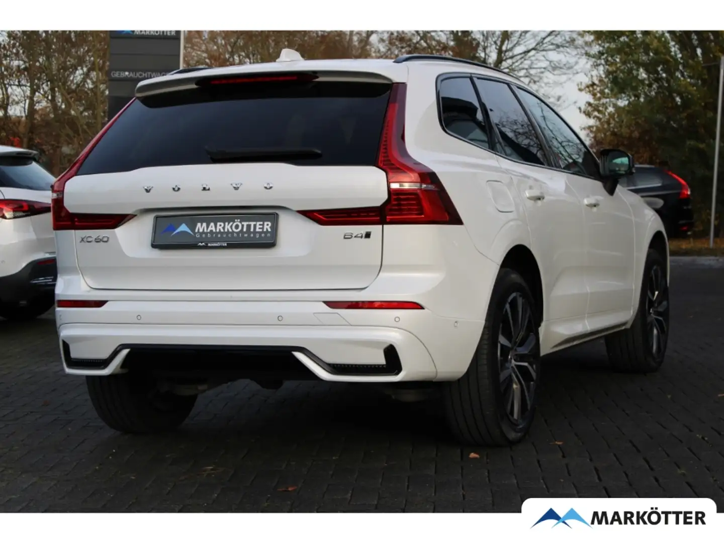 Volvo XC60 Ultimate Dark AWD B4 Diesel EU6d/Memory/SHZ/LHZ/LE Weiß - 2