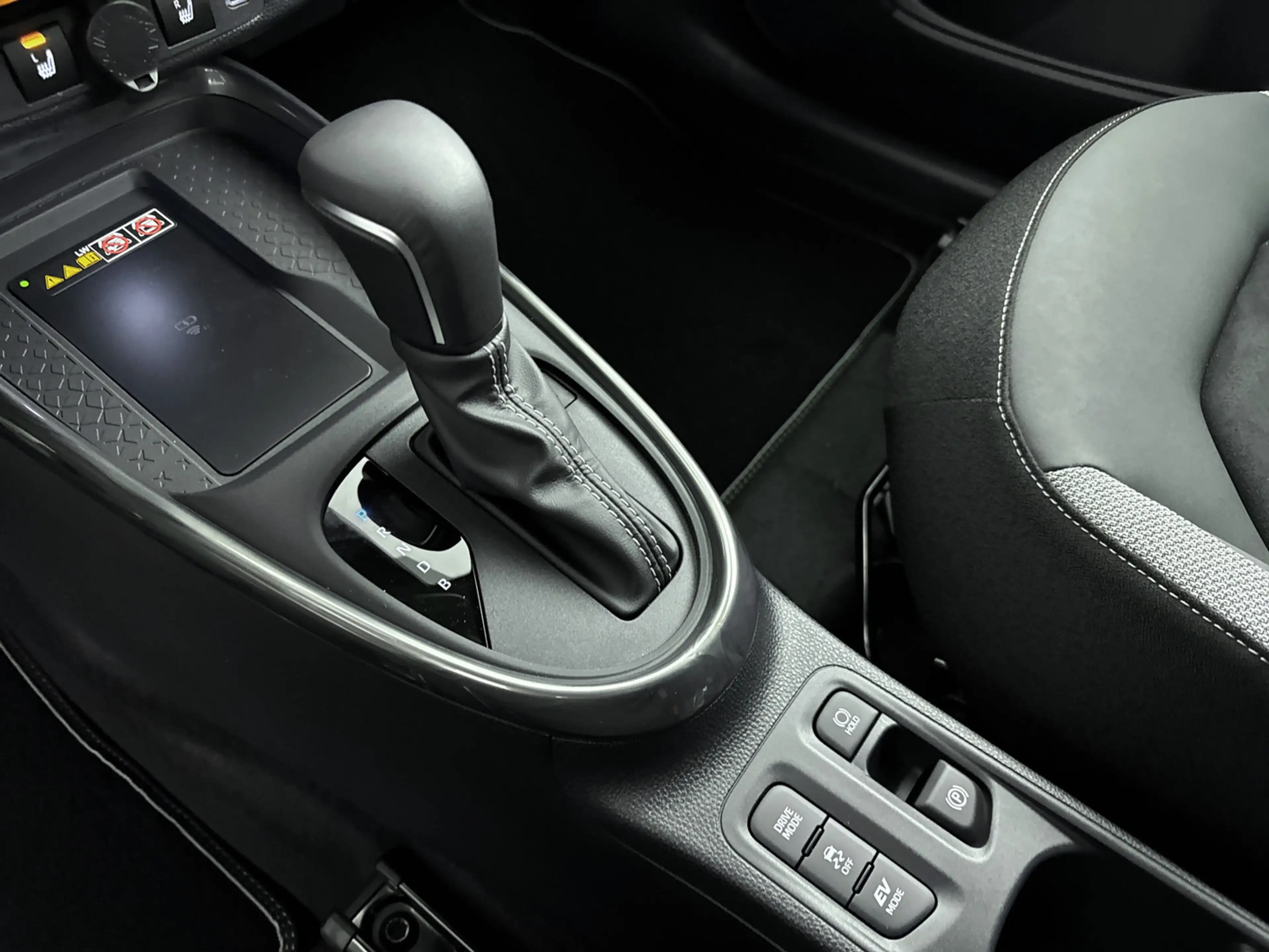 Toyota Aygo X Hybrid 115 GR Sport | NIEUWE AUTO | PRIJS INCLUSIE — photo 10