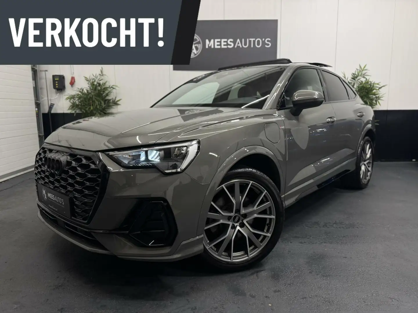 Audi Q3 Sportback 45 TFSI e S Edition|Pano|Camera|20"|245P Grau - 2