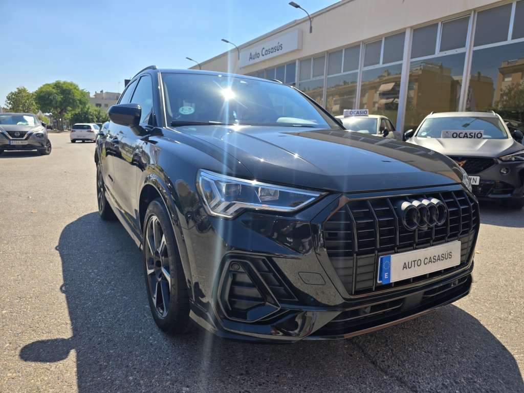 Audi Q3 35 TFSI Black line S tronic - foto 1