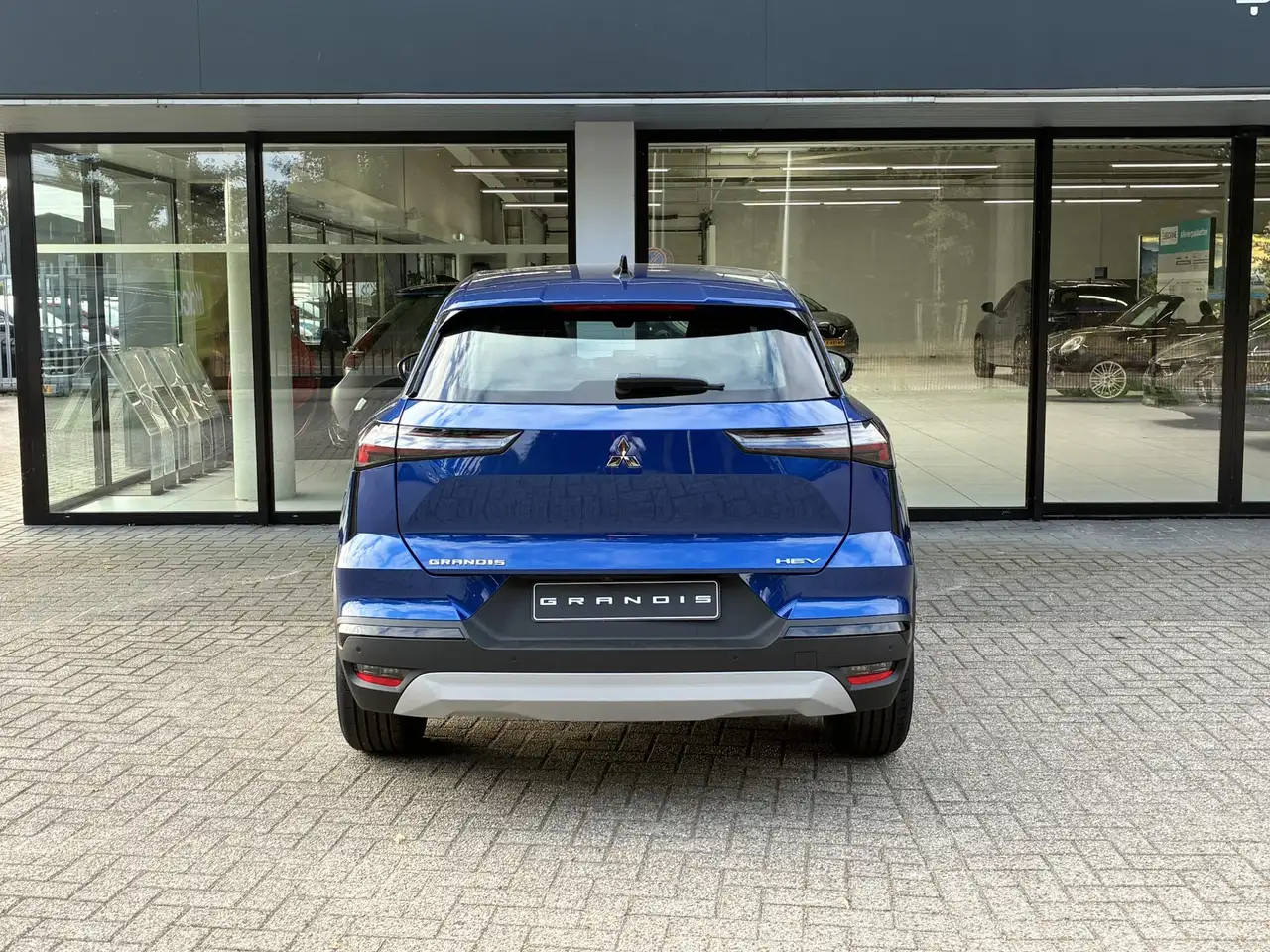 Mitsubishi Grandis 2026
