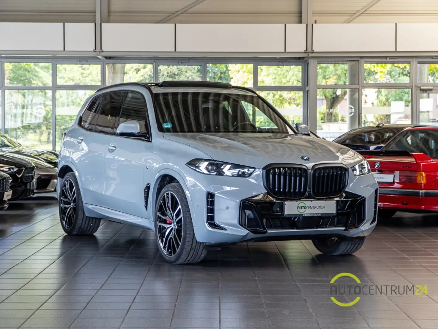 BMW X5 50e M Sport Inno Sky Travel AHK Luft Komfort Grijs - 1