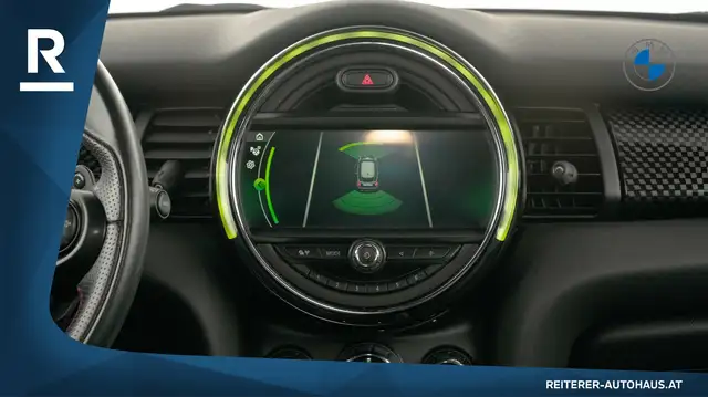 Mini Cooper Cooper view 14