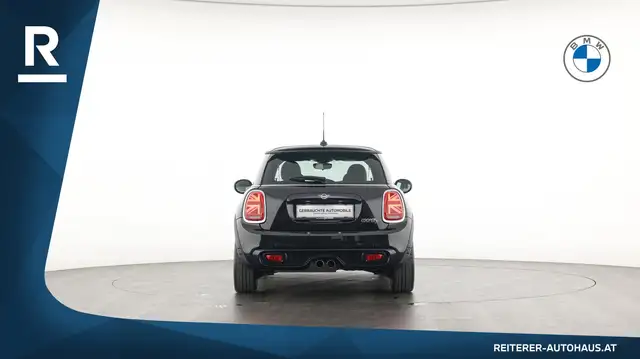 Mini Cooper Cooper view 5