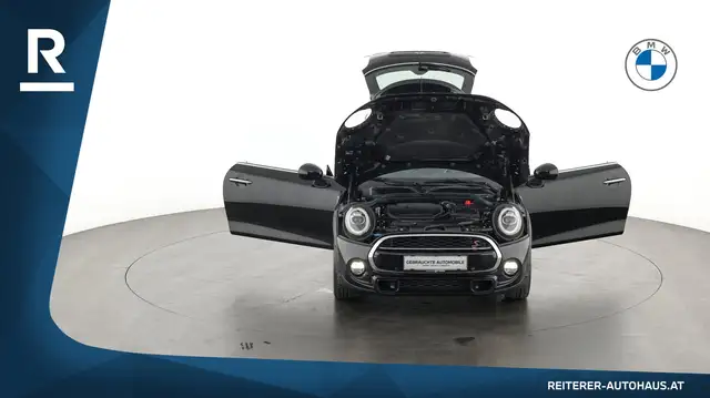 Mini Cooper Cooper view 8