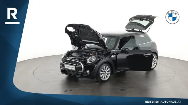 Mini Cooper Cooper view 9