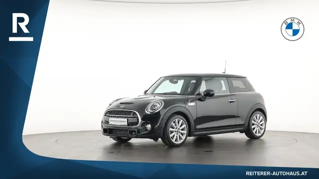 Mini Cooper Cooper view 3