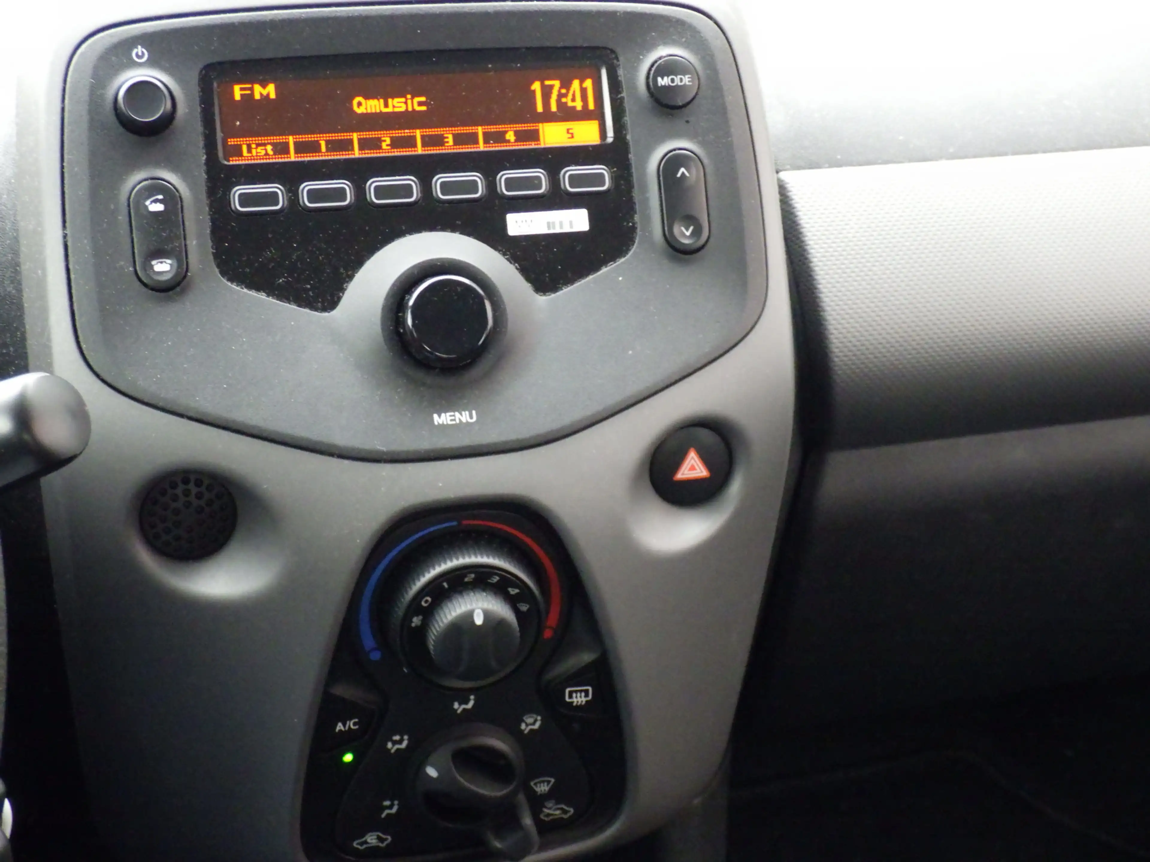 Peugeot 108 1.0 e-VTi Active TOP, Airco, 5 DRS, NL/NAP NW APK! — photo 28
