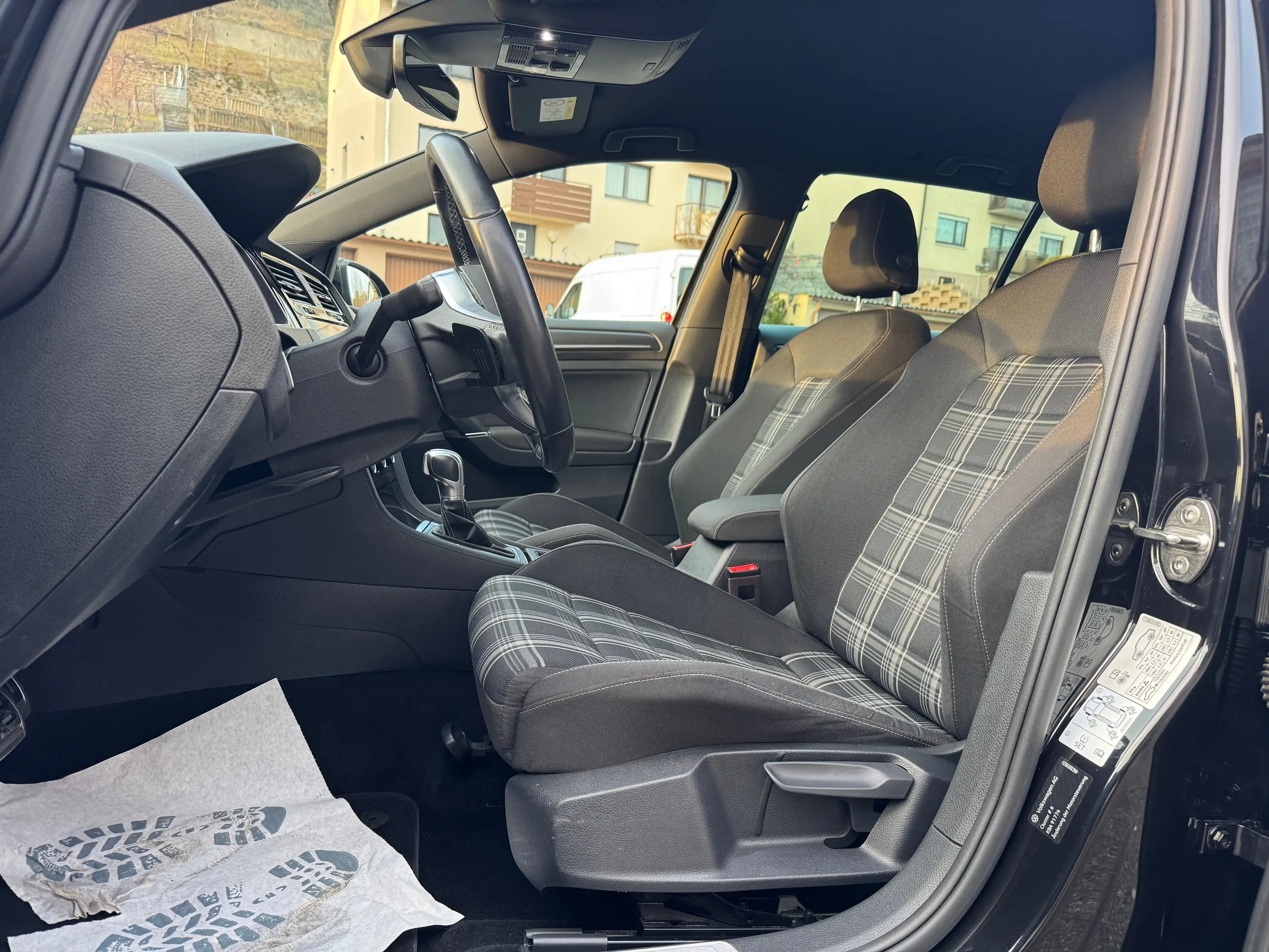 Volkswagen Golf GTD GTD ACC R KAMERA DSG VOLLVIRTUELL — photo 11