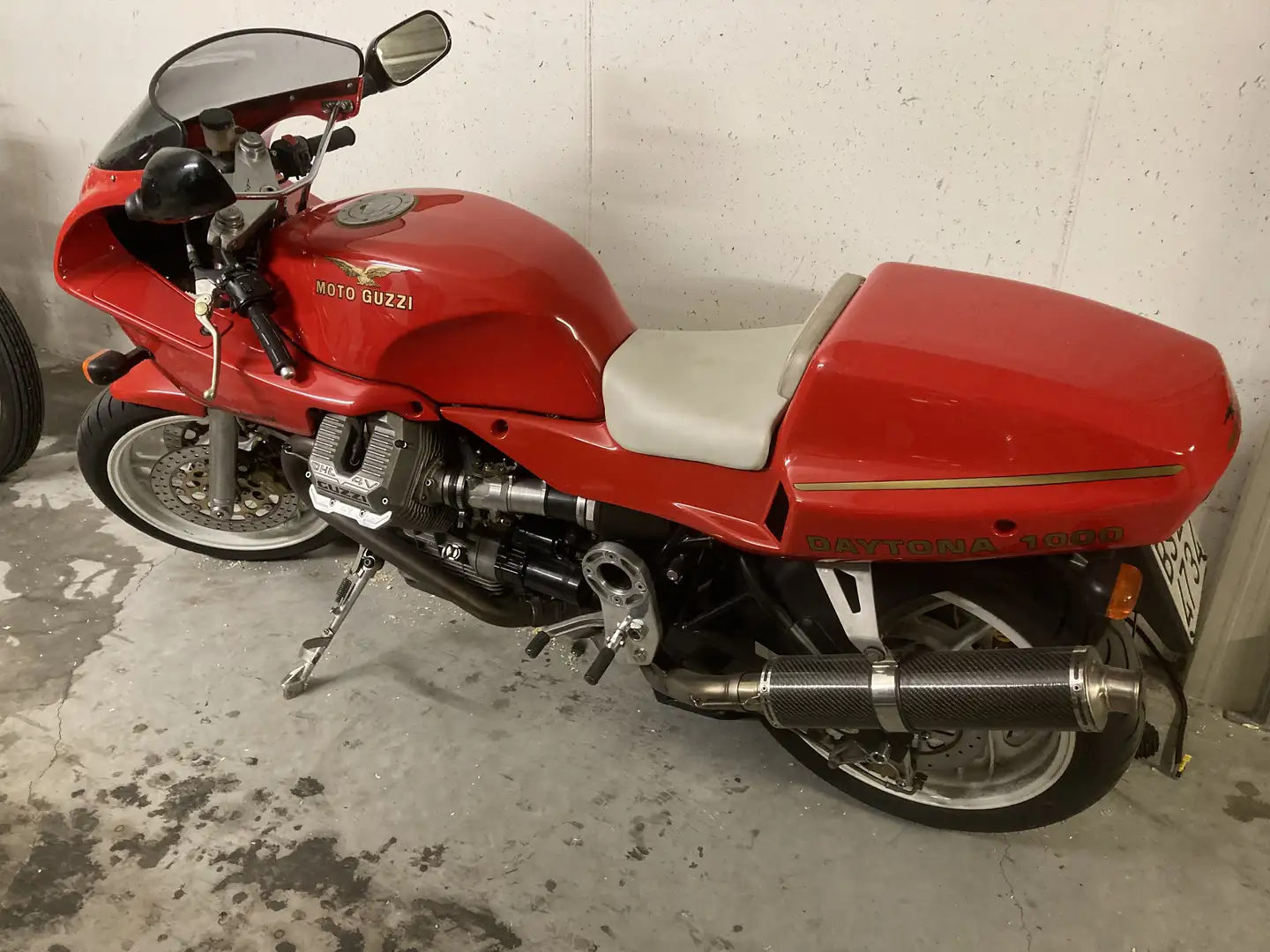 Moto Guzzi 1000 Daytona Rosso - 1