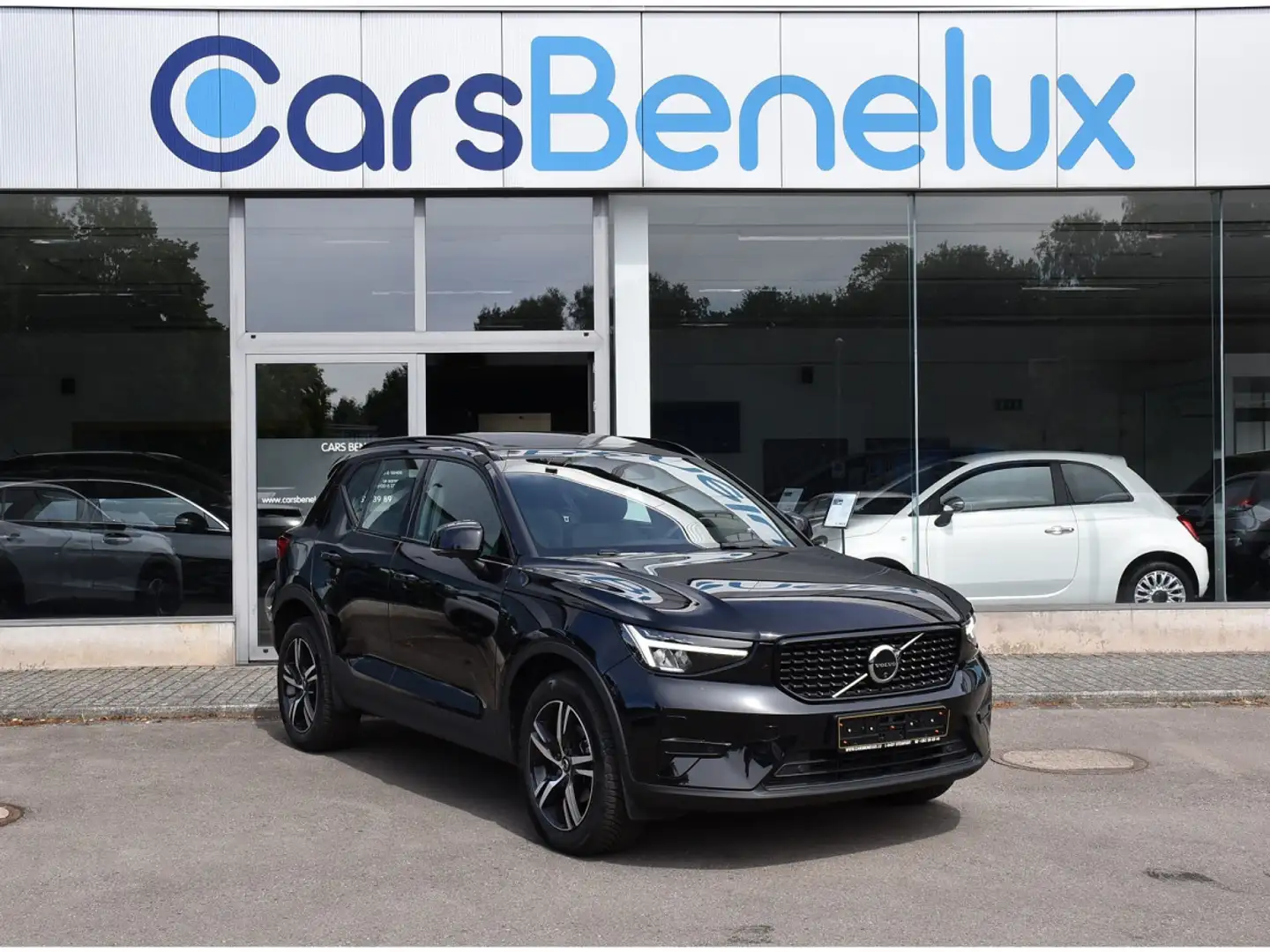 Volvo XC40 1.5 T2 Plus Dark Gear TO MEM HARMAN CAM360 ATT RMQ Noir - 1