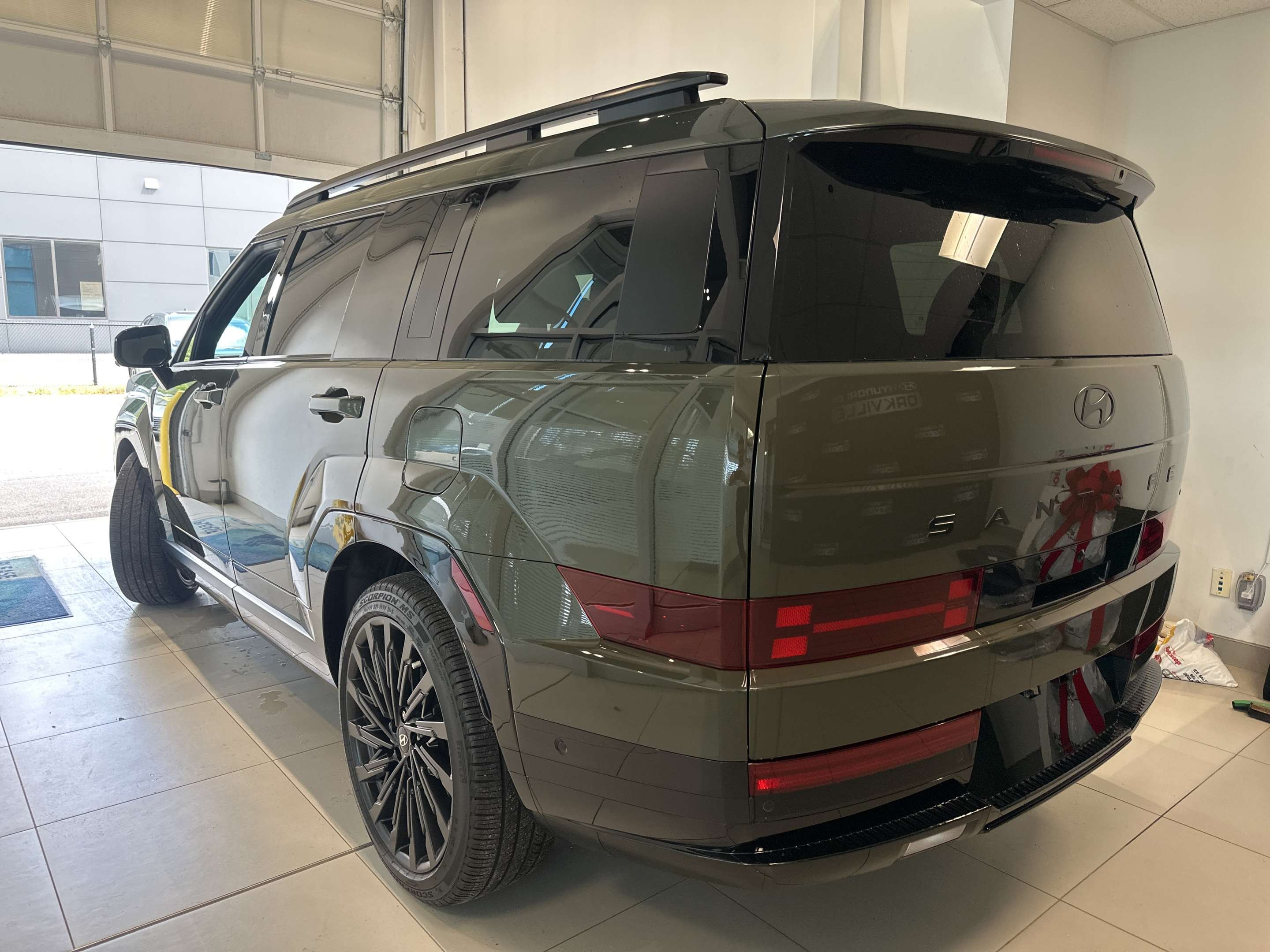 2025 Hyundai Santa Fe ULTIMATE CALLIGRAPHY | 2.5L | 6 PASS | ONE OWNER — снимка 1